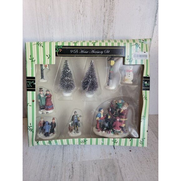 Vintage Town decorating Xmas tree village set kids home decor - Picture 1 of 12